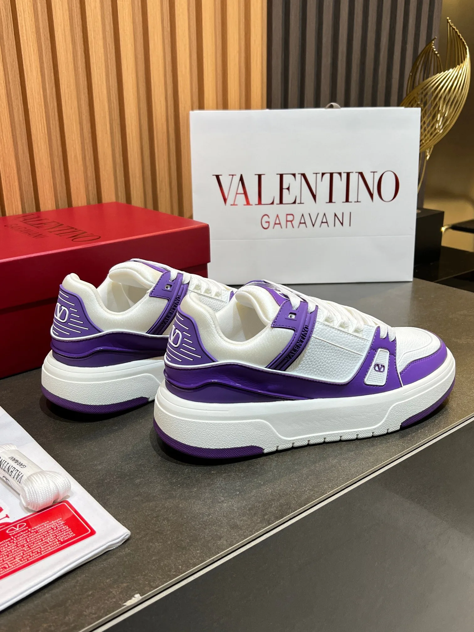 Кроссовки Женские Valentino 11575969