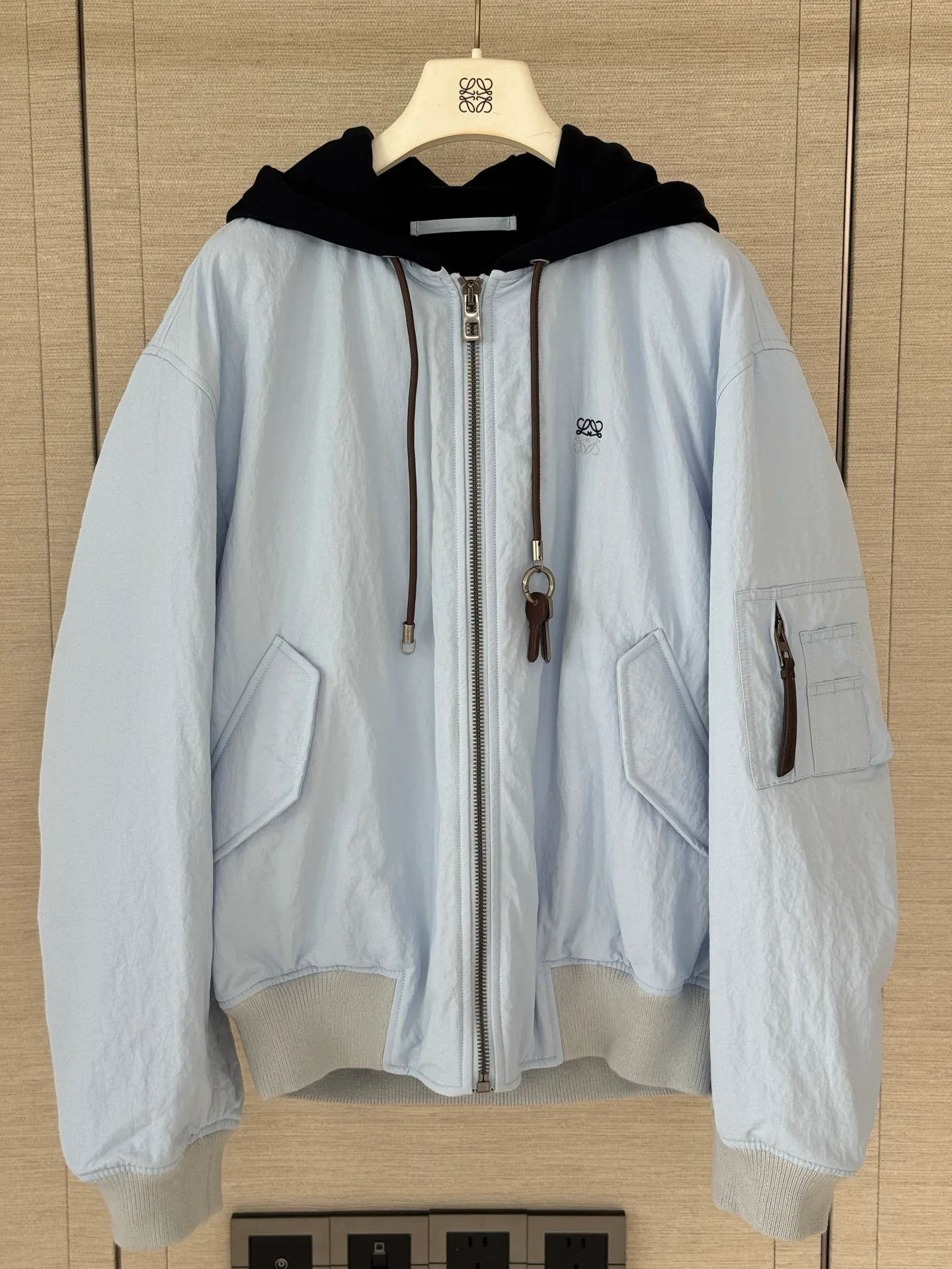 Куртки И Пуховики Женские Loewe 18923758