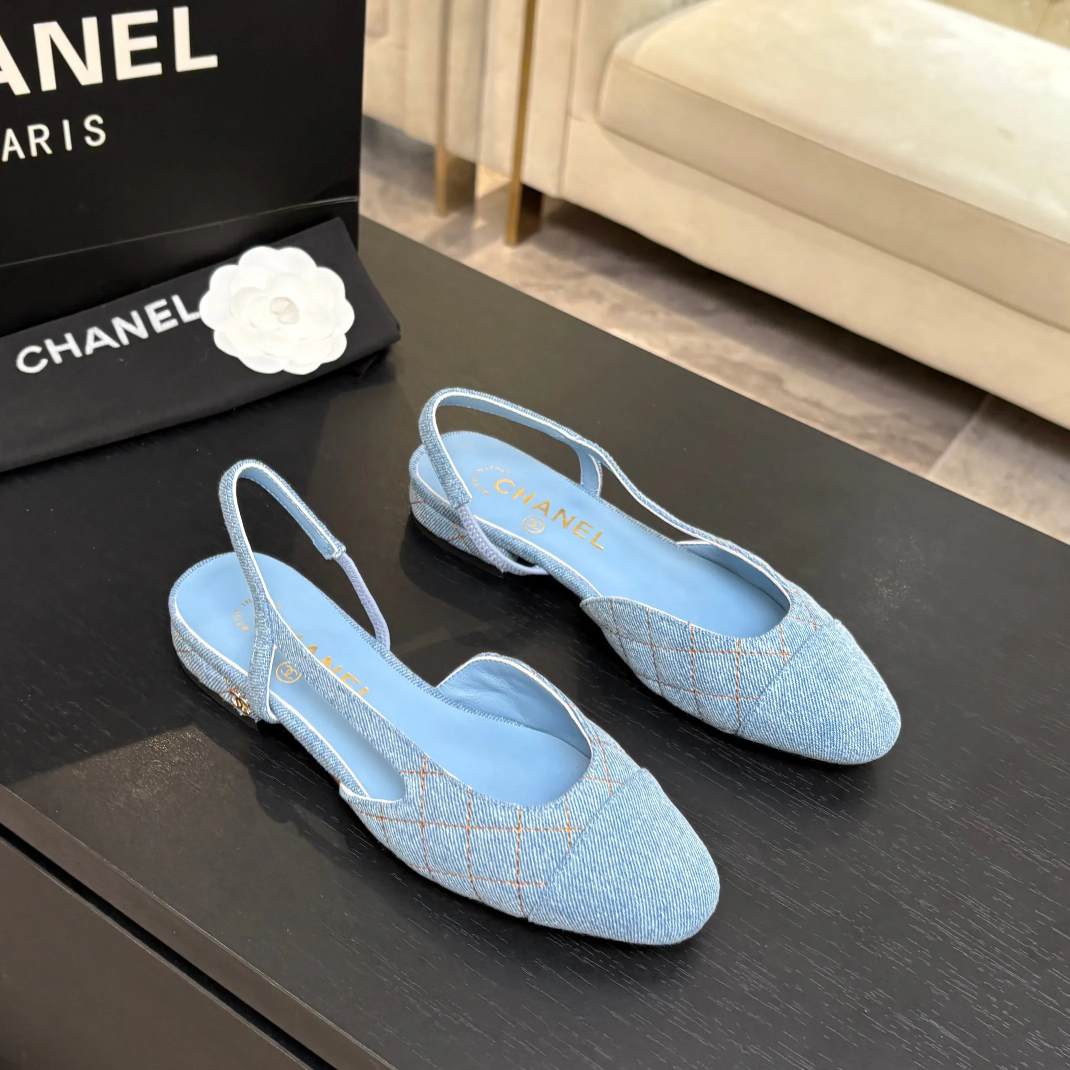 Босоножки Женские Chanel 18737283
