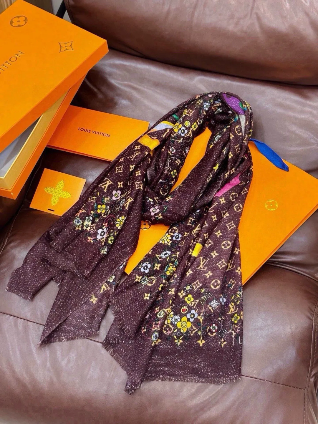 Шарфы Louis Vuitton 18322186