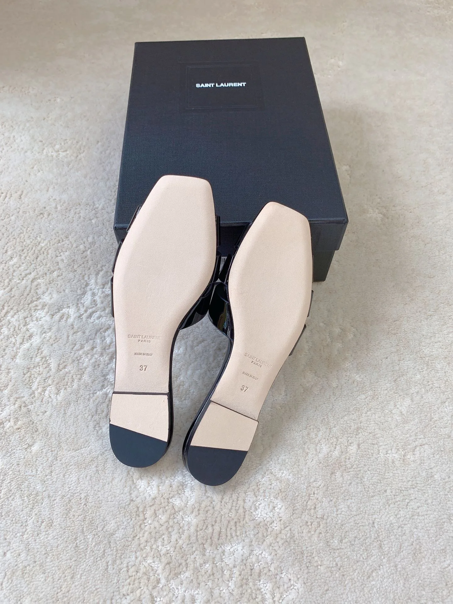 Шлепанцы Женские Saint Laurent 4390918