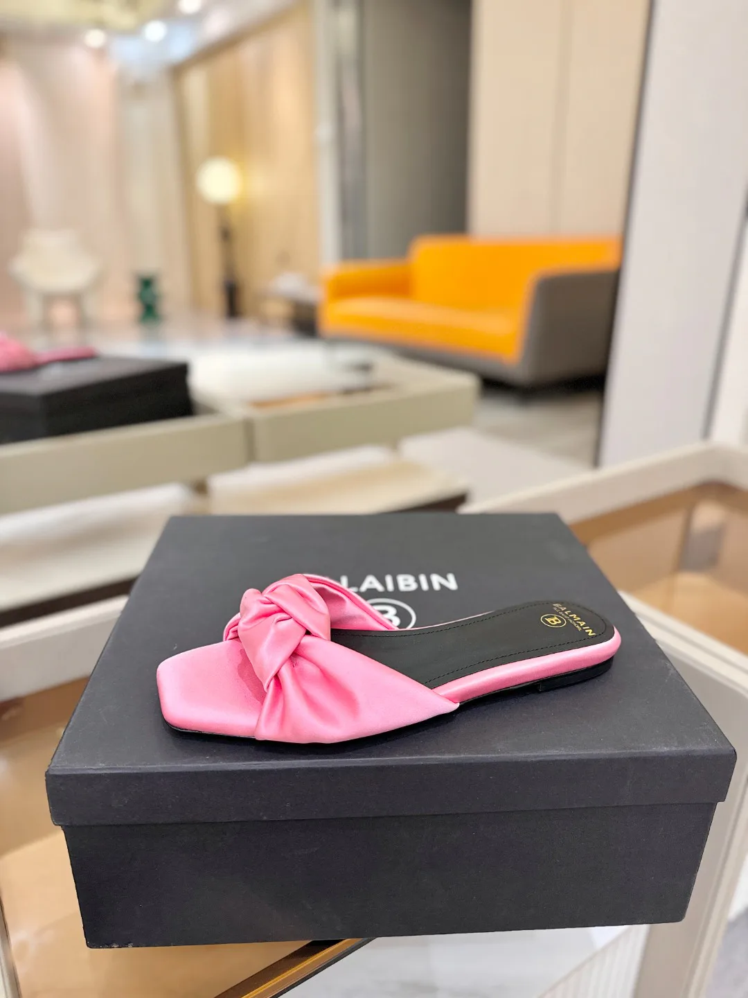 Шлепанцы Женские Balmain 841000