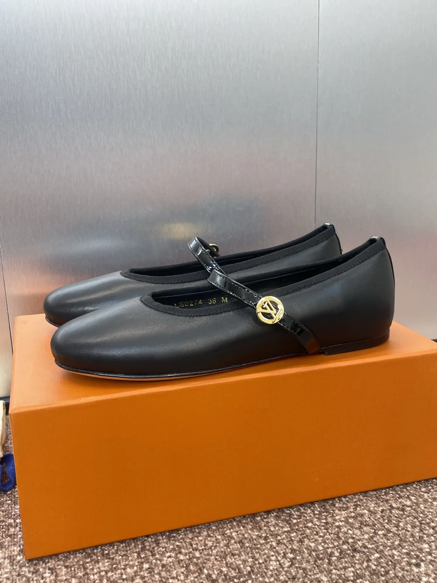 Туфли Женские Louis Vuitton 13346496