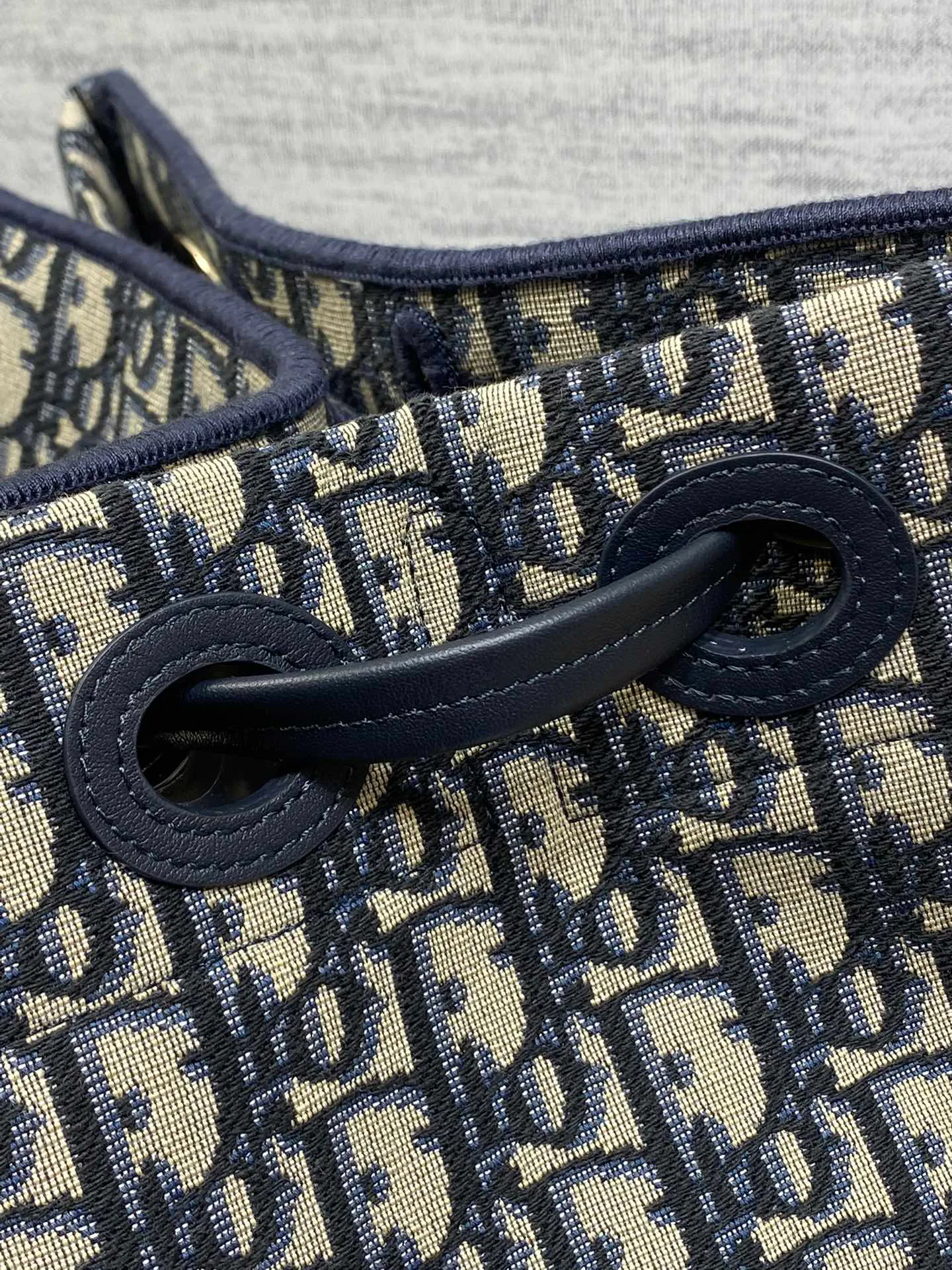 Классические Сумки Женские Christian Dior 12817899