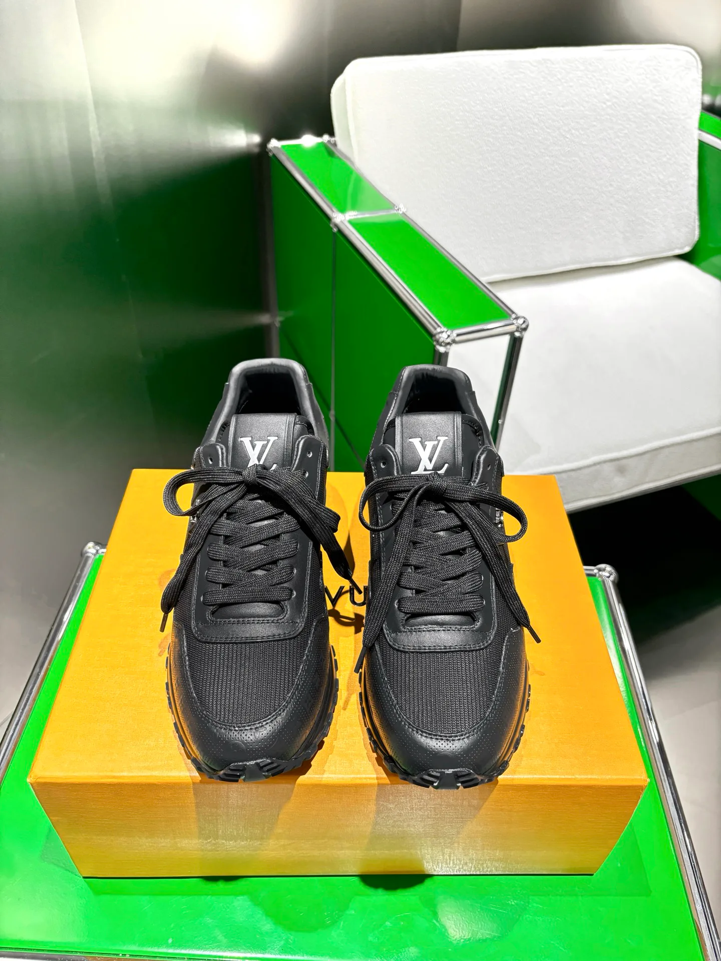 Кроссовки Мужские Louis Vuitton 94611