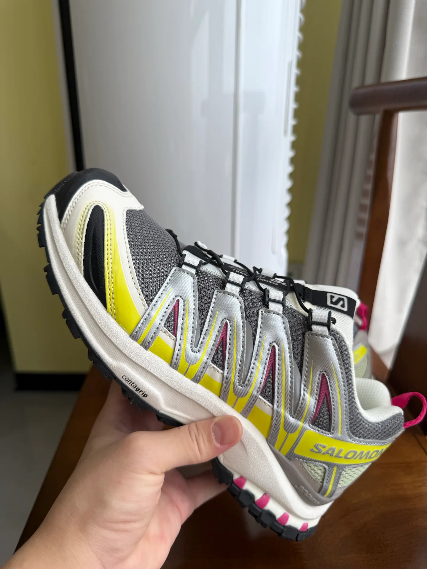 Кроссовки Женские Salomon 92105