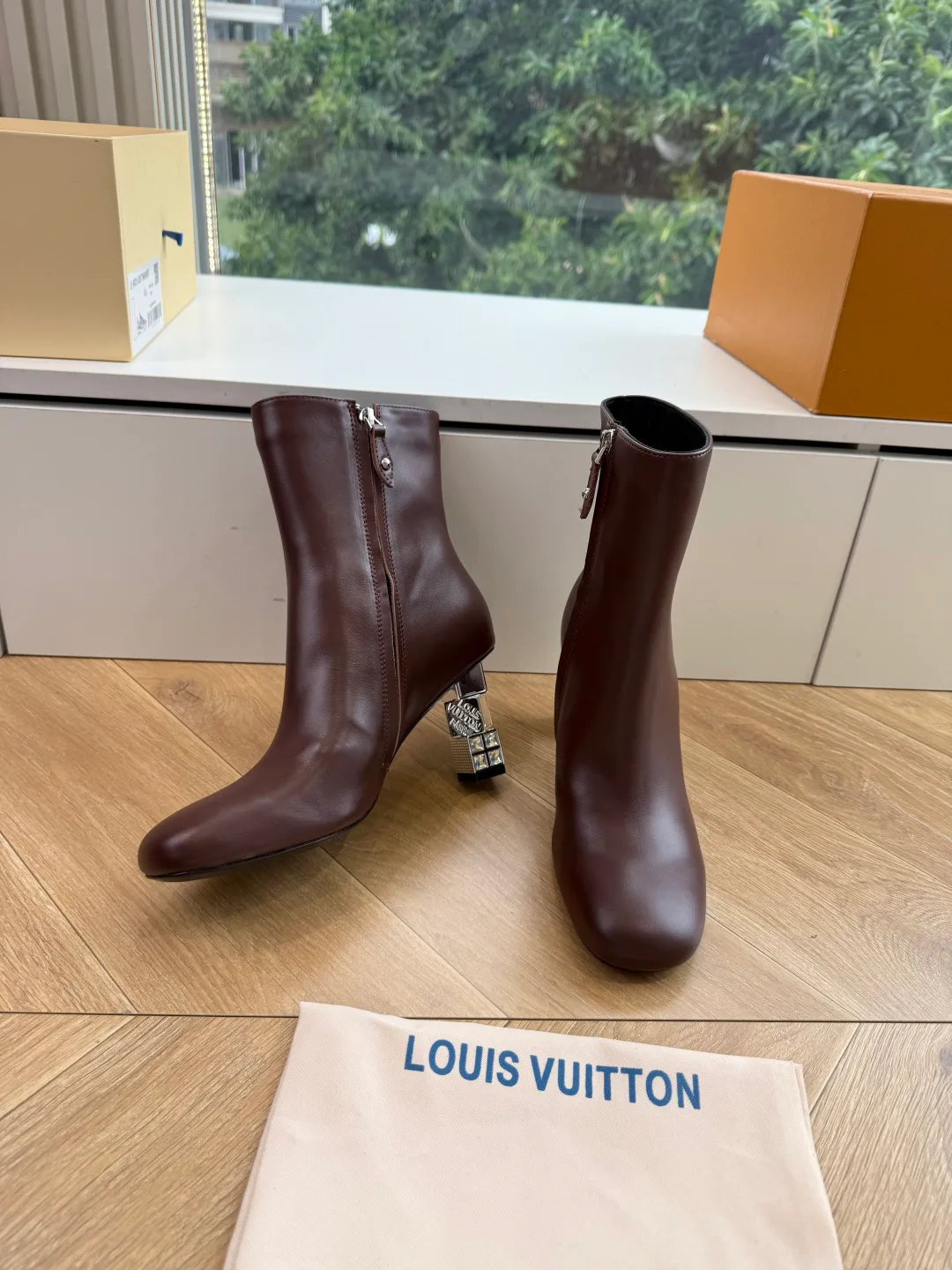 Ботильоны Женские Louis Vuitton 17940261