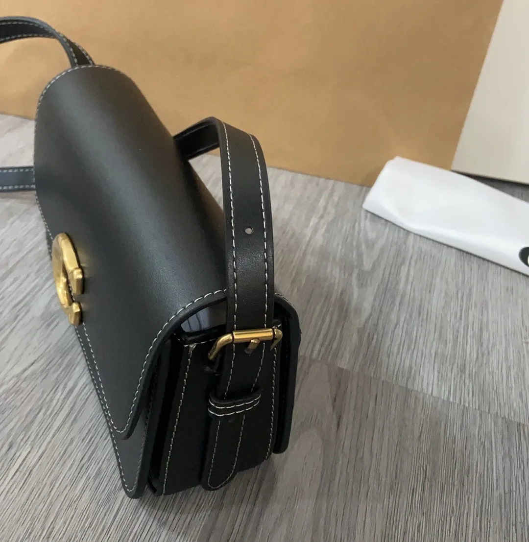 Классические Сумки Женские Coach 11603664