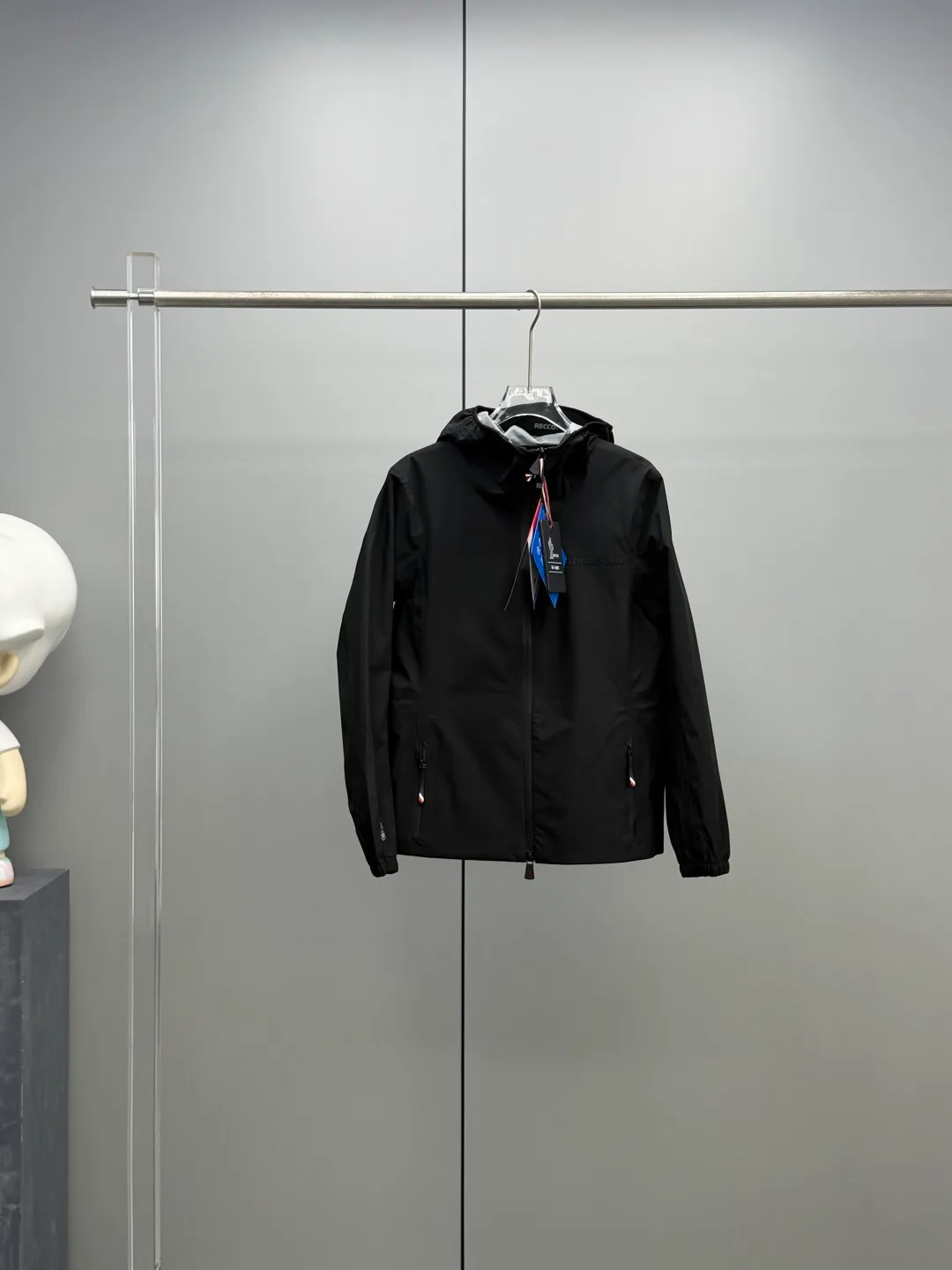 Куртки И Пуховики Женские Moncler 11696916