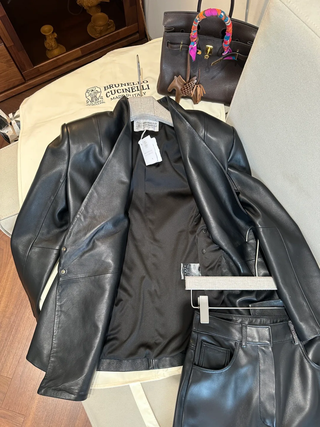 Кожаные Куртки И Дублёнки Женские Brunello Cucinelli 19304079