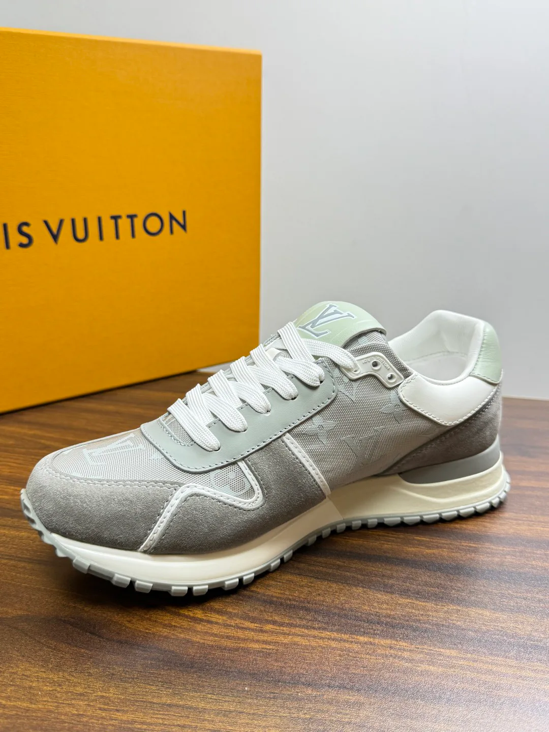 Кроссовки Мужские Louis Vuitton 20143425