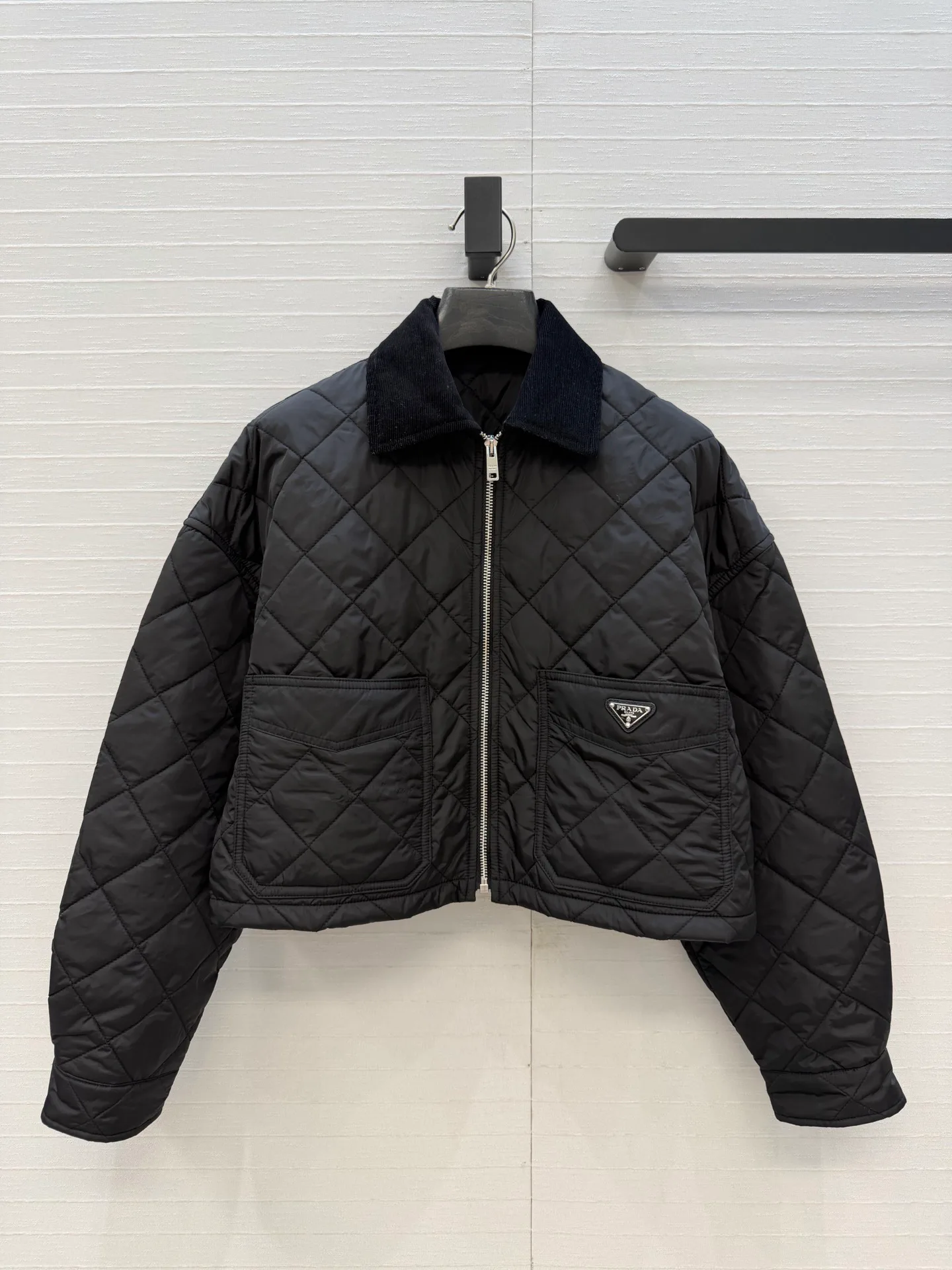 Куртки И Пуховики Женские Prada 18905010