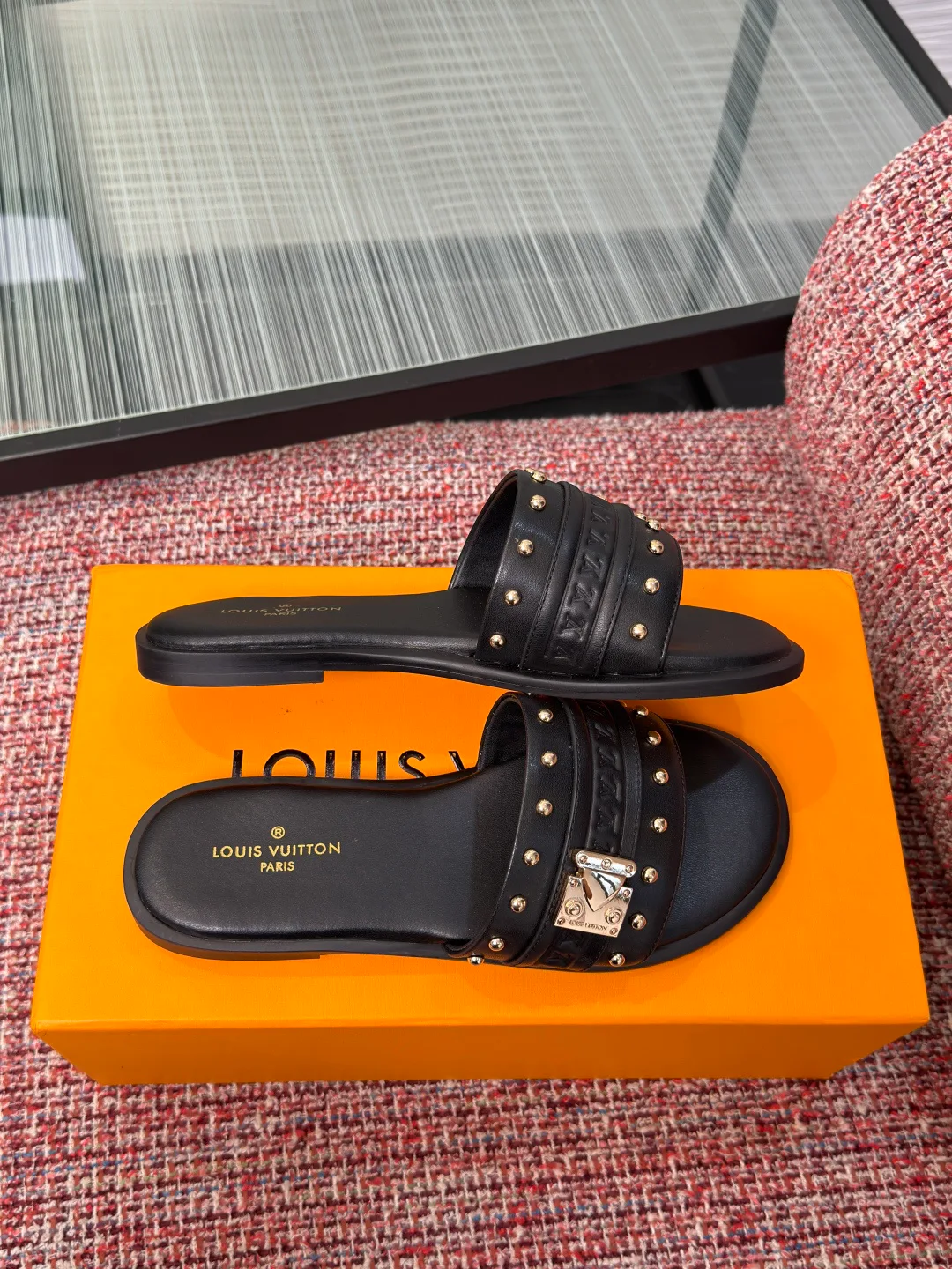 Шлепанцы Женские Louis Vuitton 16983525