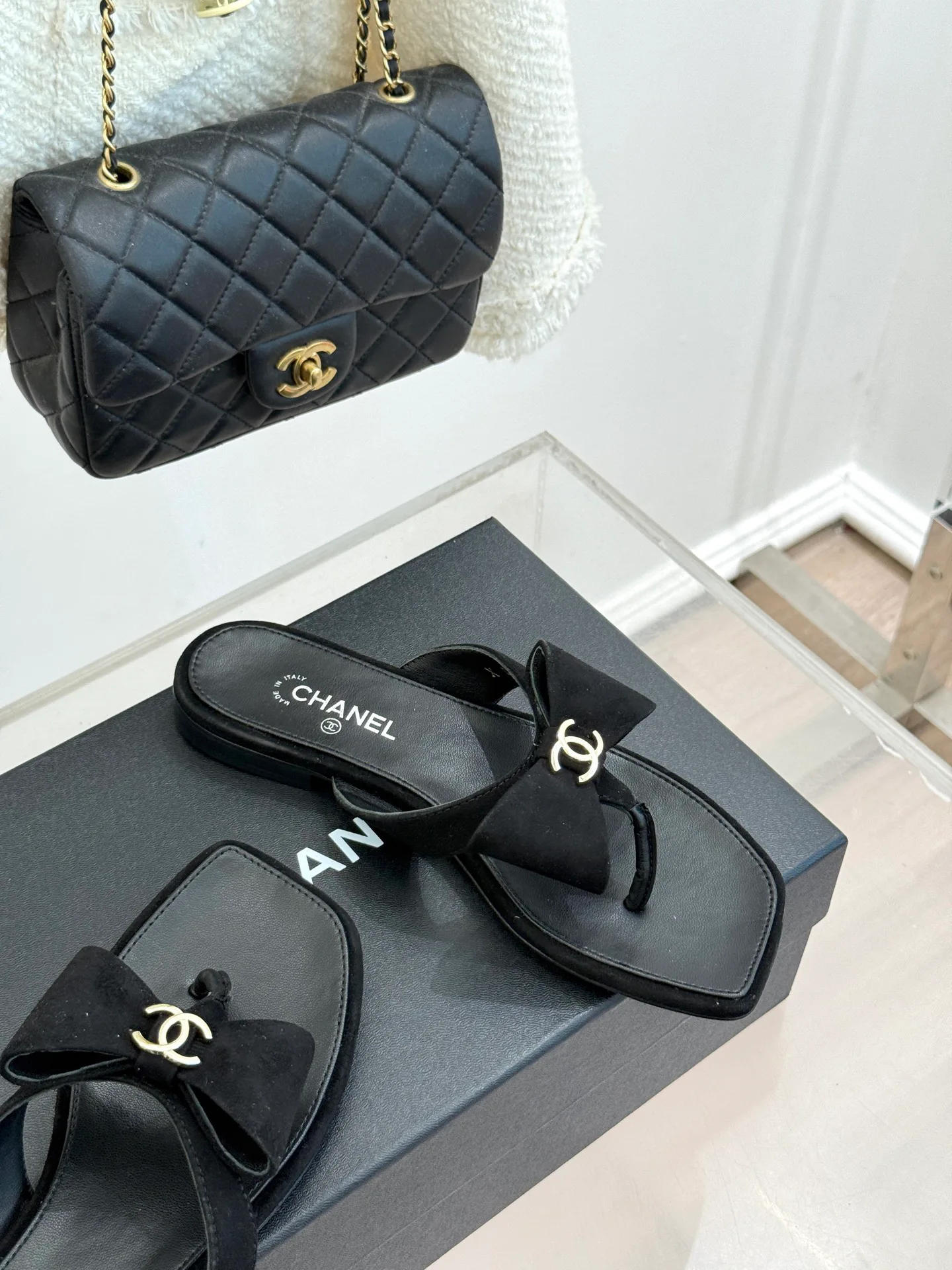 Шлепанцы Женские Chanel 16965743