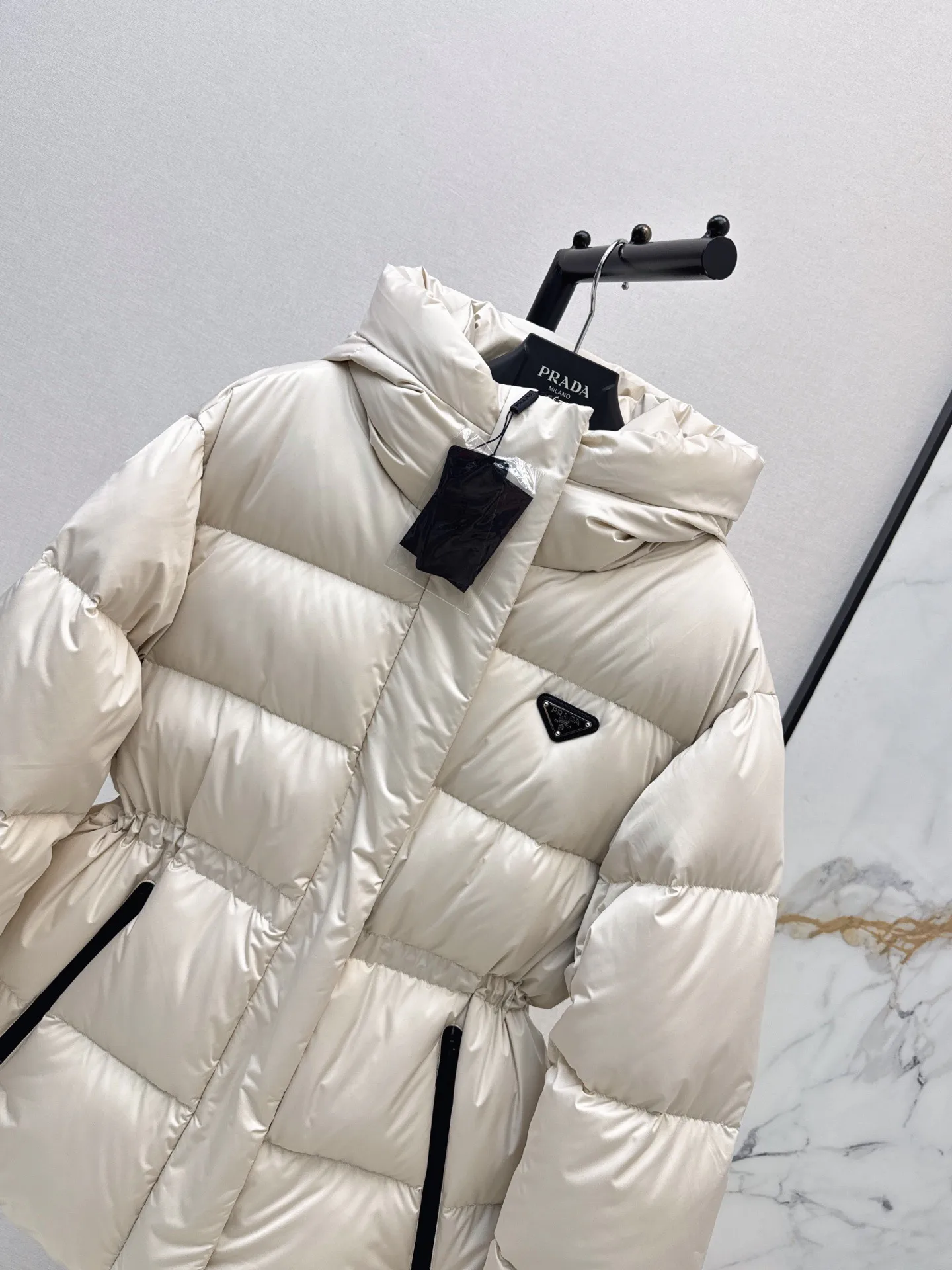 Куртки И Пуховики Женские Prada 18814808