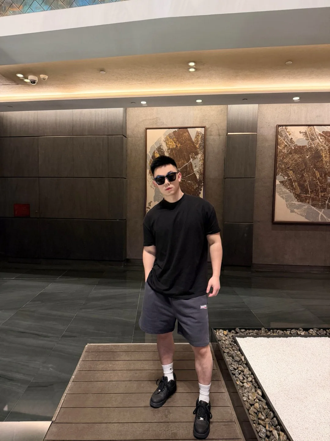 Шорты Мужские Balenciaga 13187689