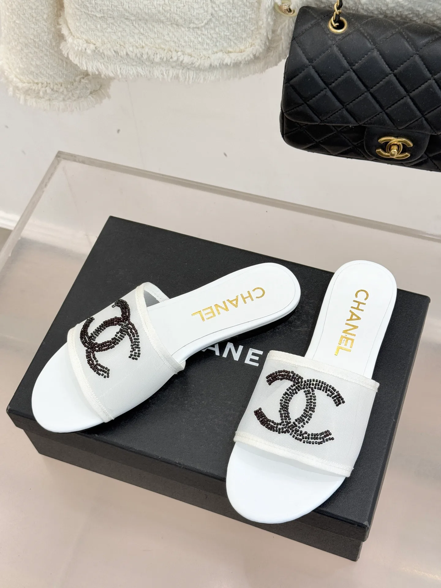 Шлепанцы Женские Chanel 11459272