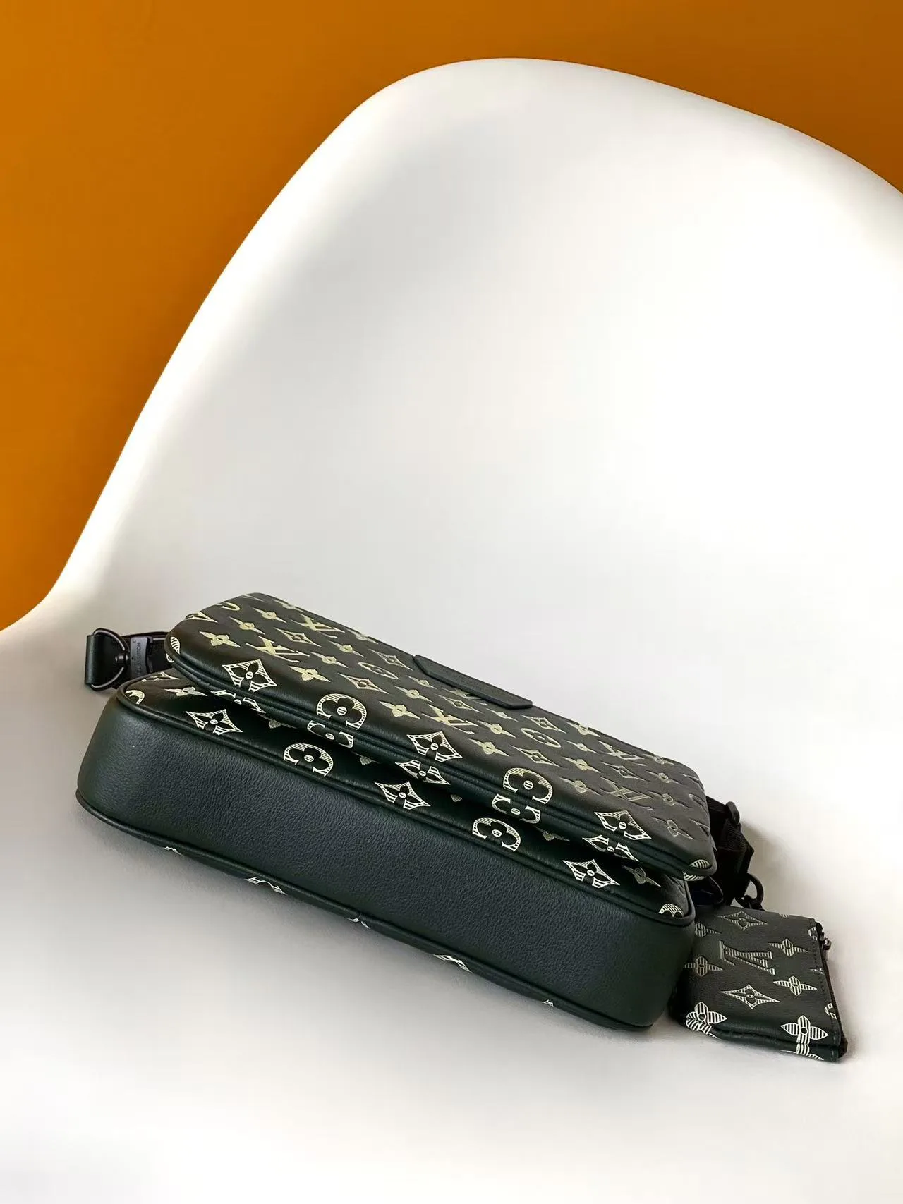 Сумки На Ремне Женские Louis Vuitton 903194