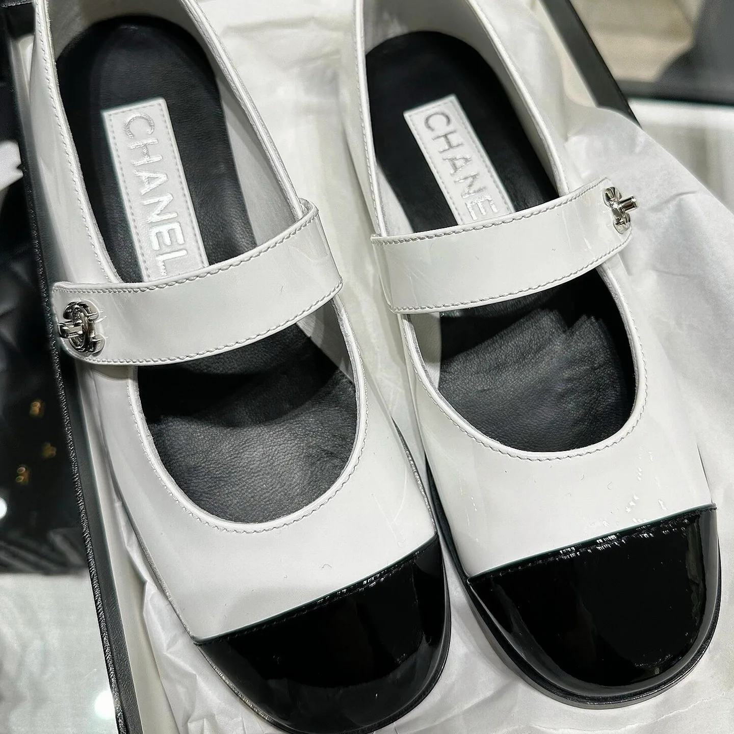 Туфли Женские Chanel 10718160