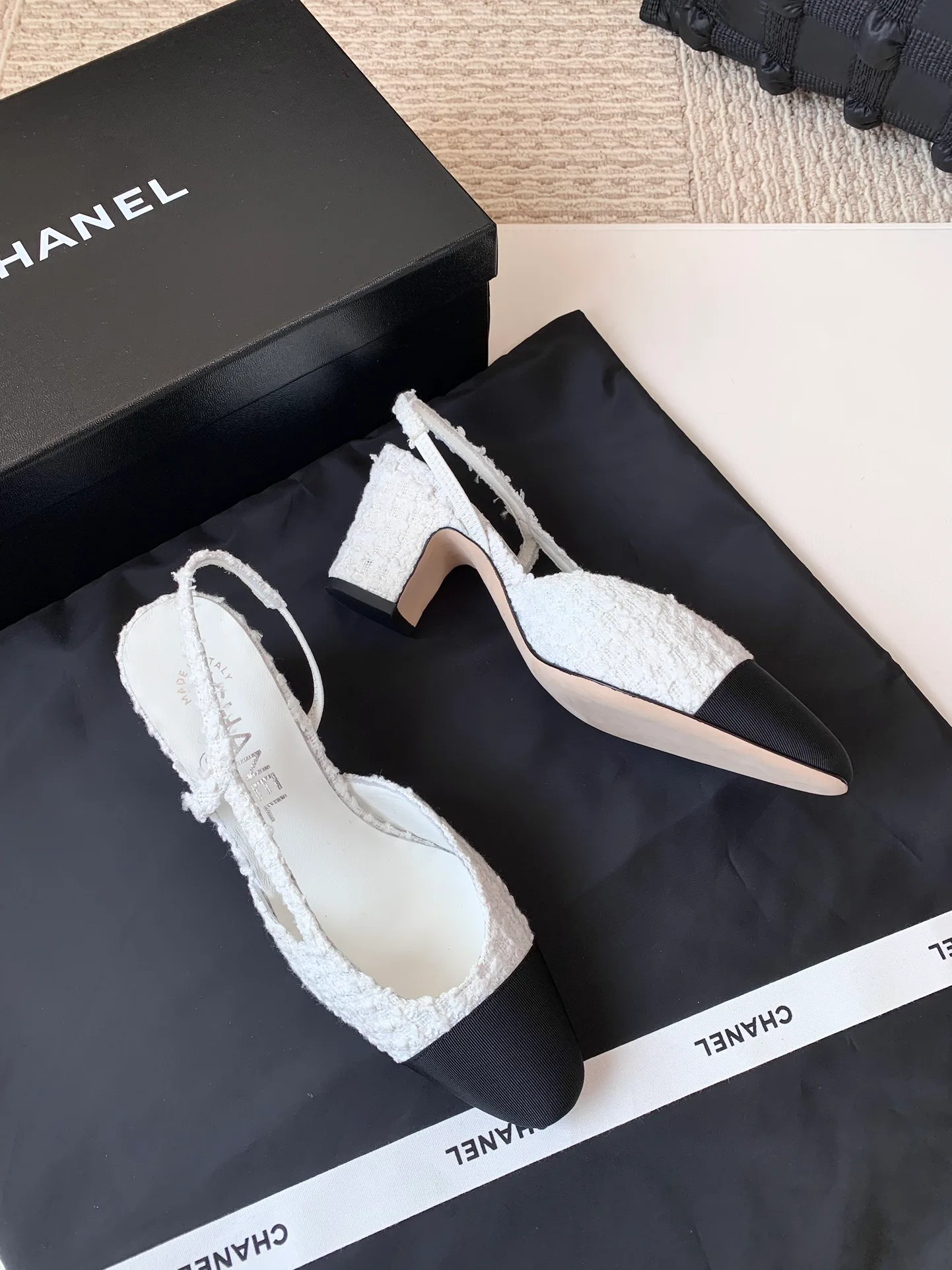 Босоножки Женские Chanel 12973506