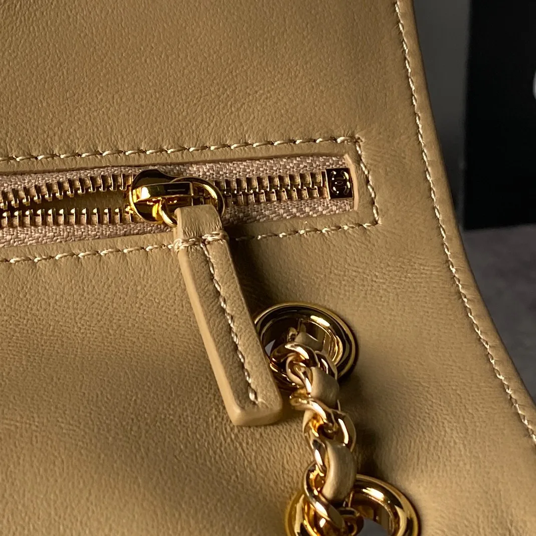 Классические Сумки Женские Chanel 18207991