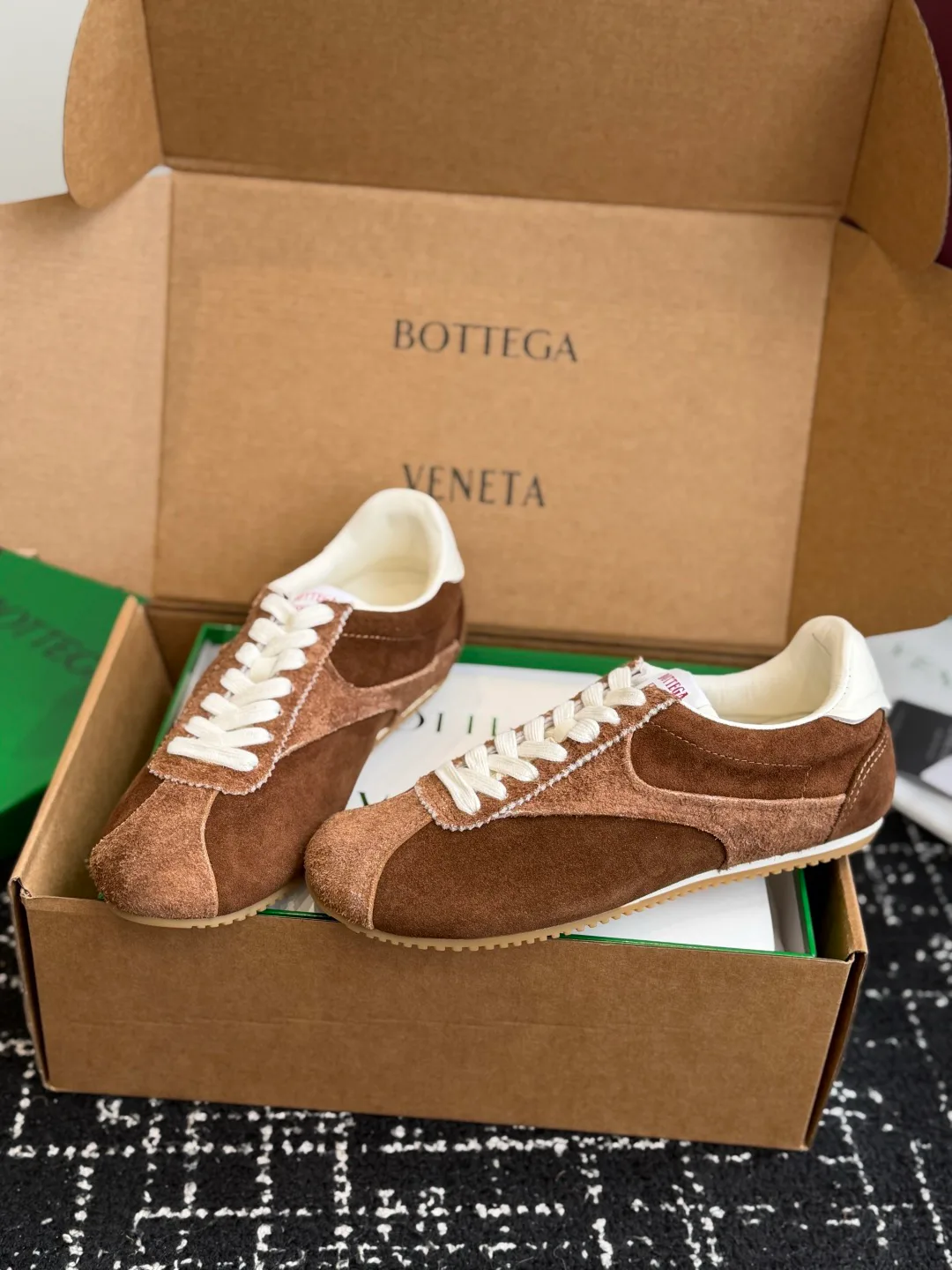Кроссовки Женские Bottega Veneta 18260310