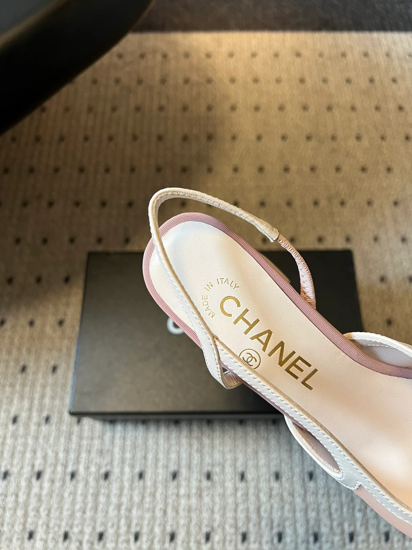 Туфли Женские Chanel 11424708