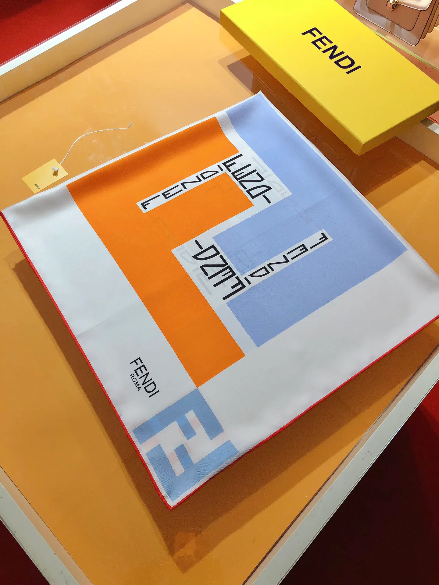 Шарфы Fendi 17885