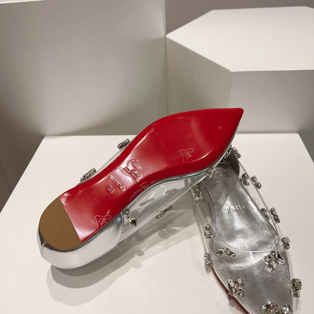 Туфли Женские Christian Louboutin 18004003