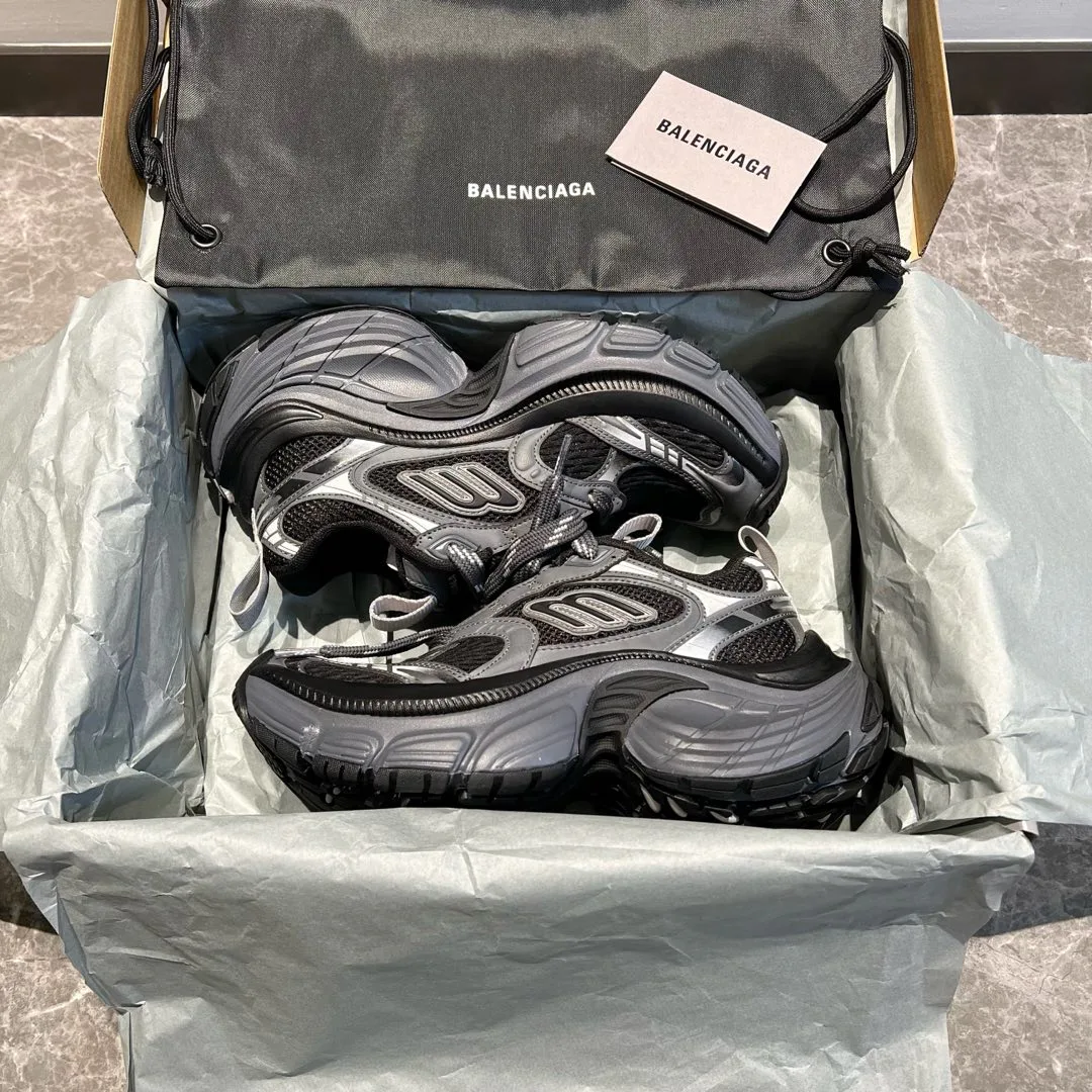 Кроссовки Женские Balenciaga 10083254