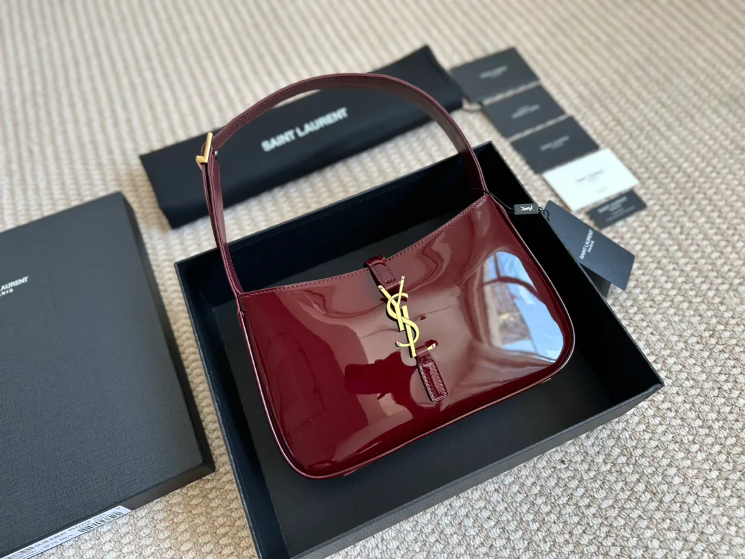 Классические Сумки Женские Saint Laurent 11526100