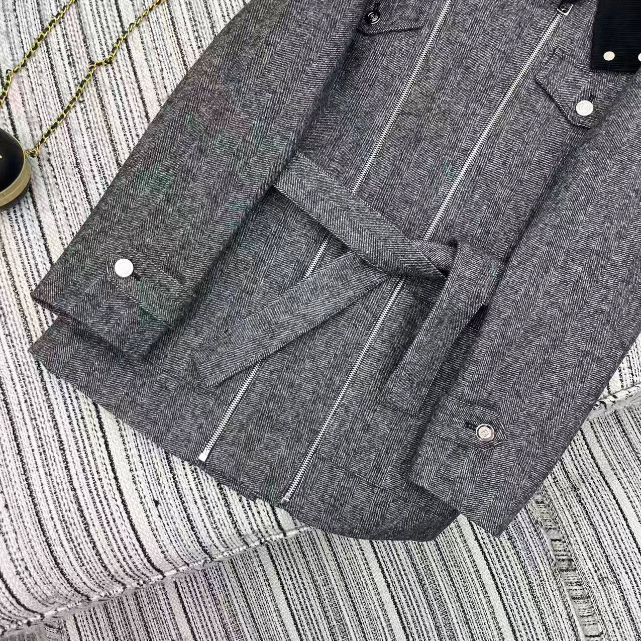 Куртки И Пуховики Женские Fendi 553274