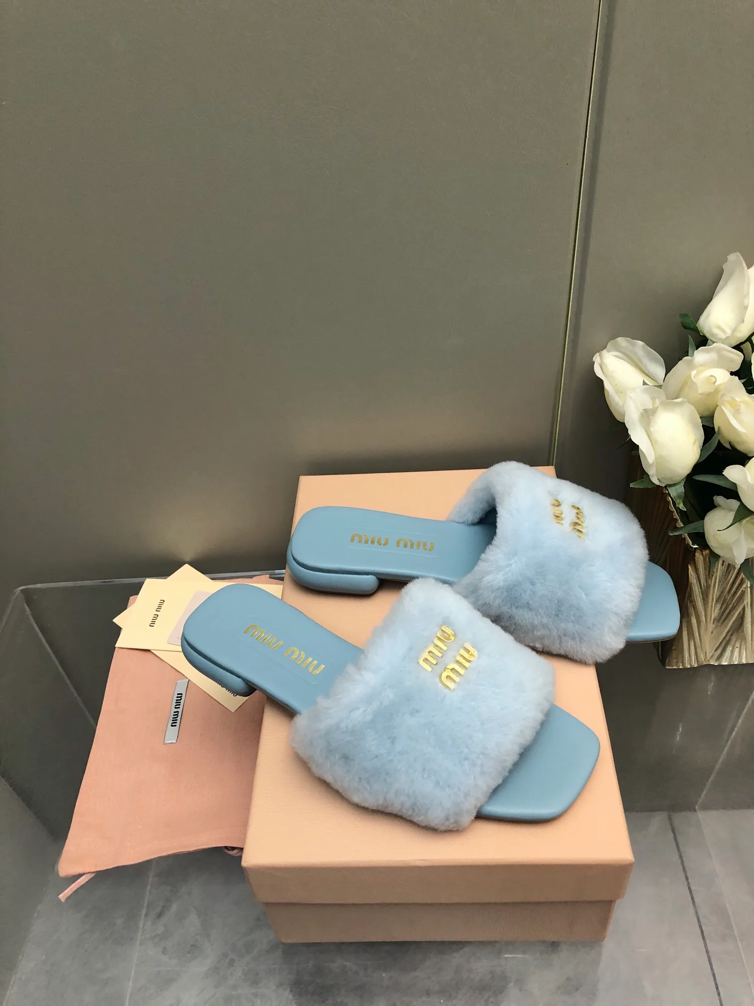 Тапочки Женские Miu Miu 18005815
