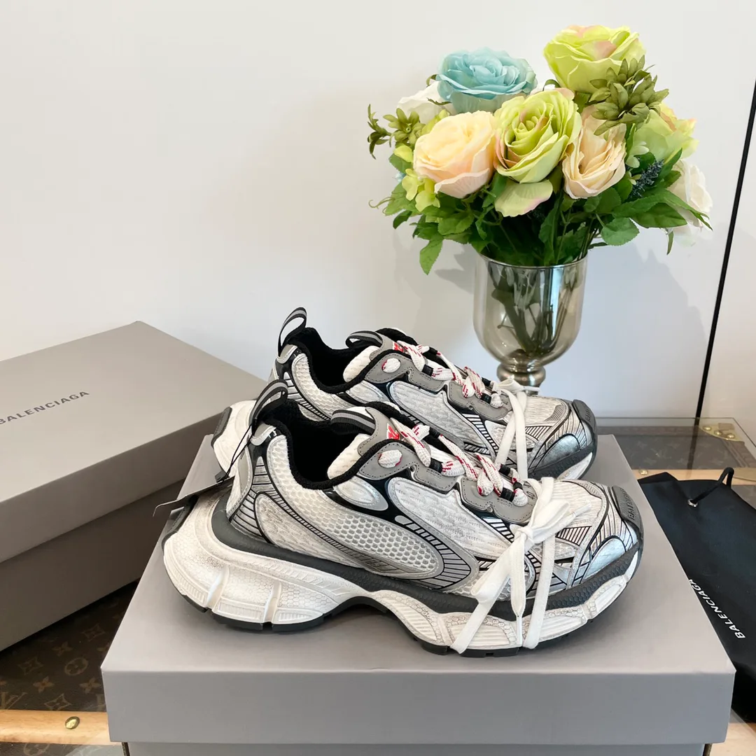 Кроссовки Женские Balenciaga 12656319