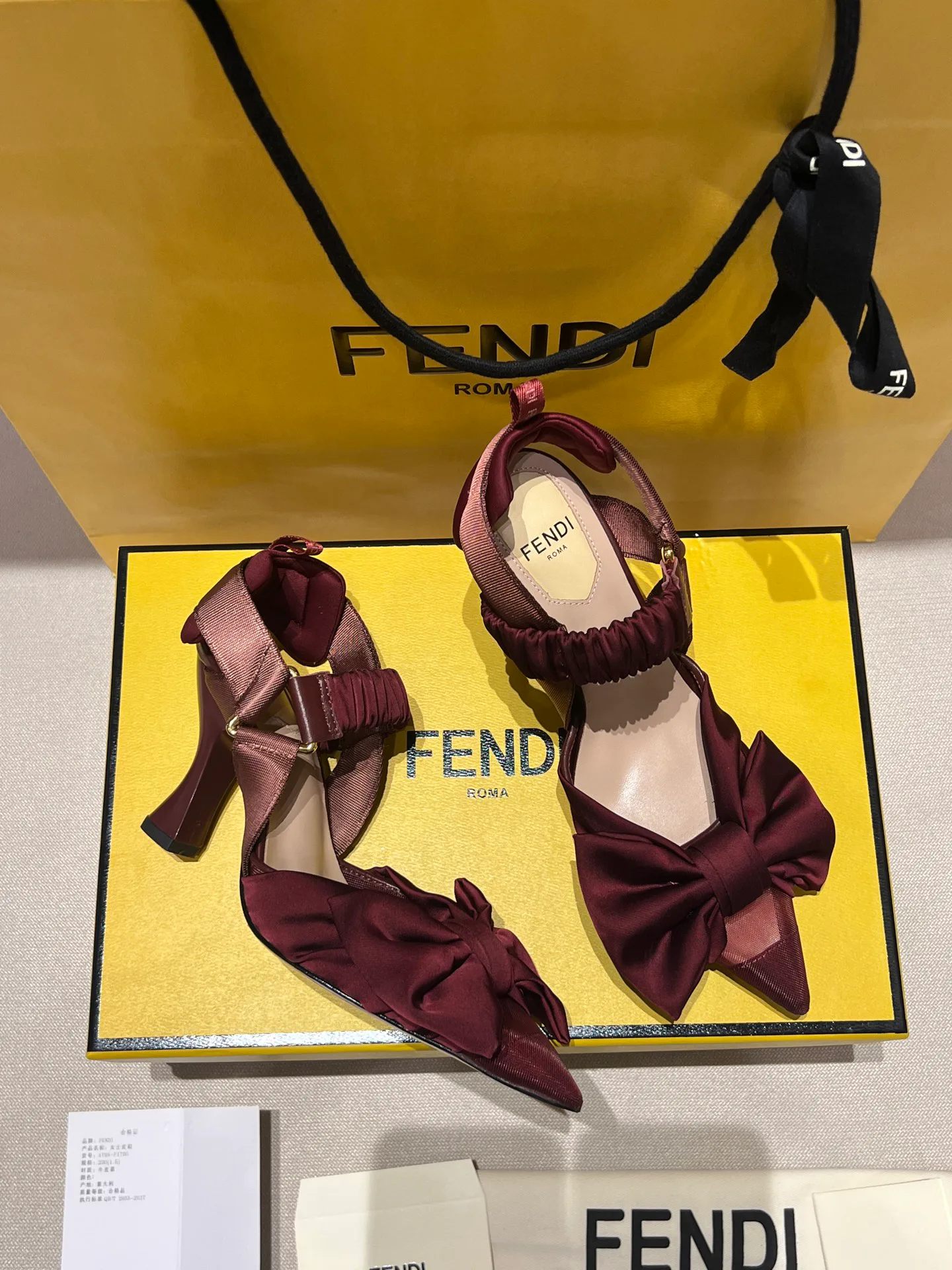 Босоножки Женские Fendi 11620503