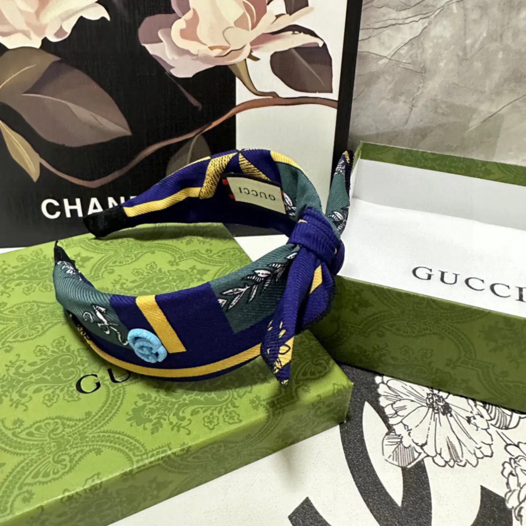 Головные Уборы Gucci 11469216