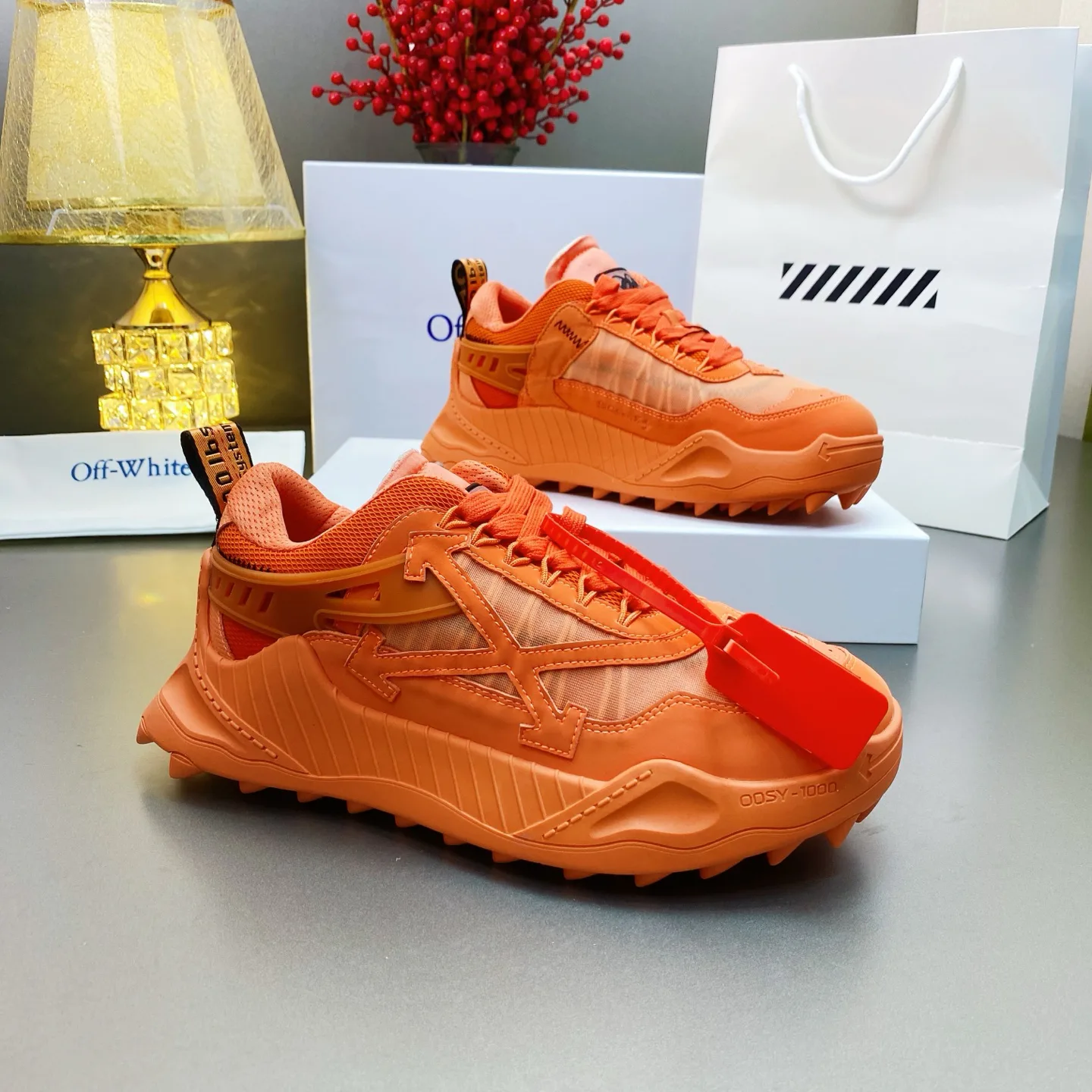 Кроссовки Женские Off-White 17530528