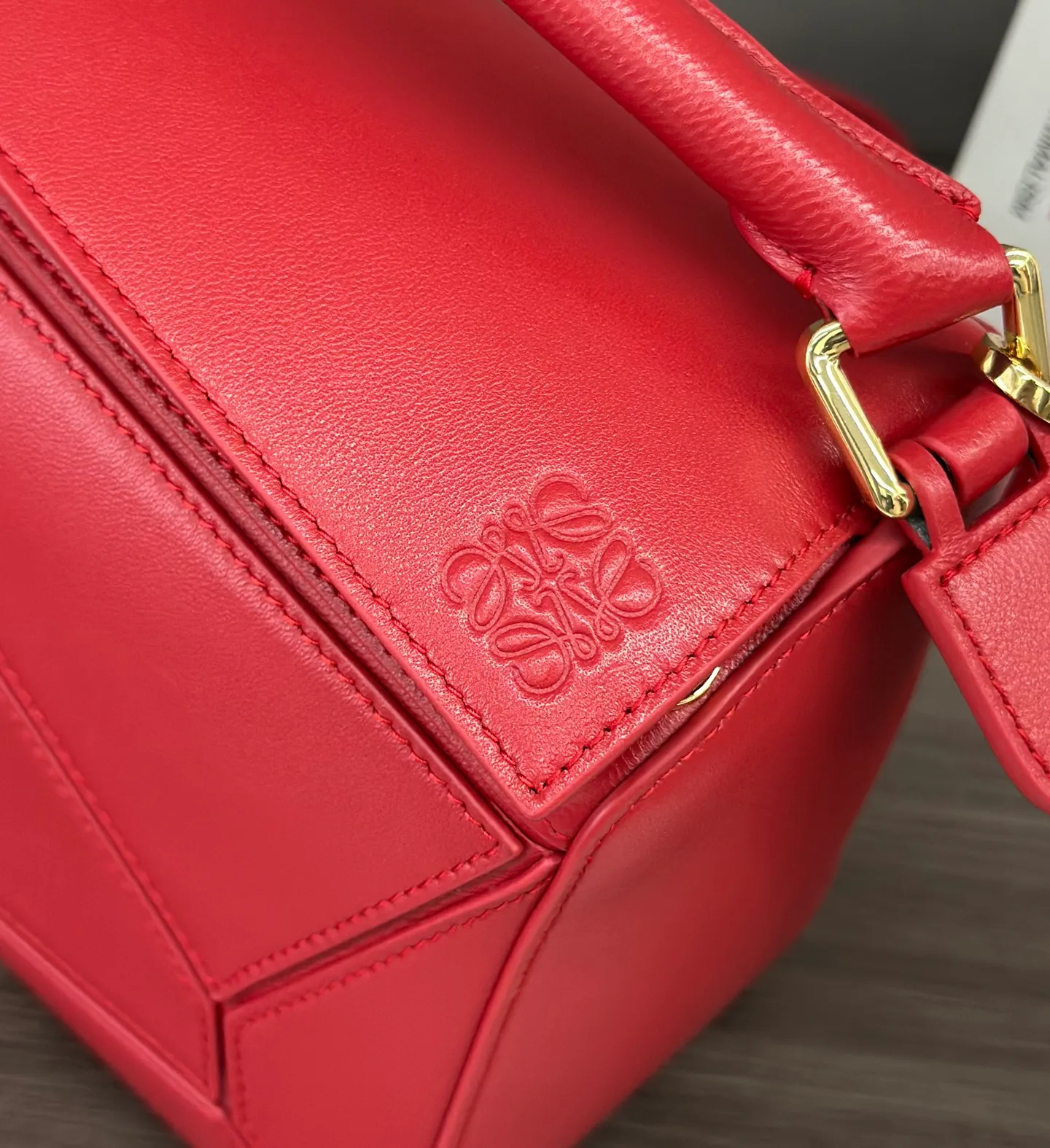 Классические Сумки Женские Loewe 11837648