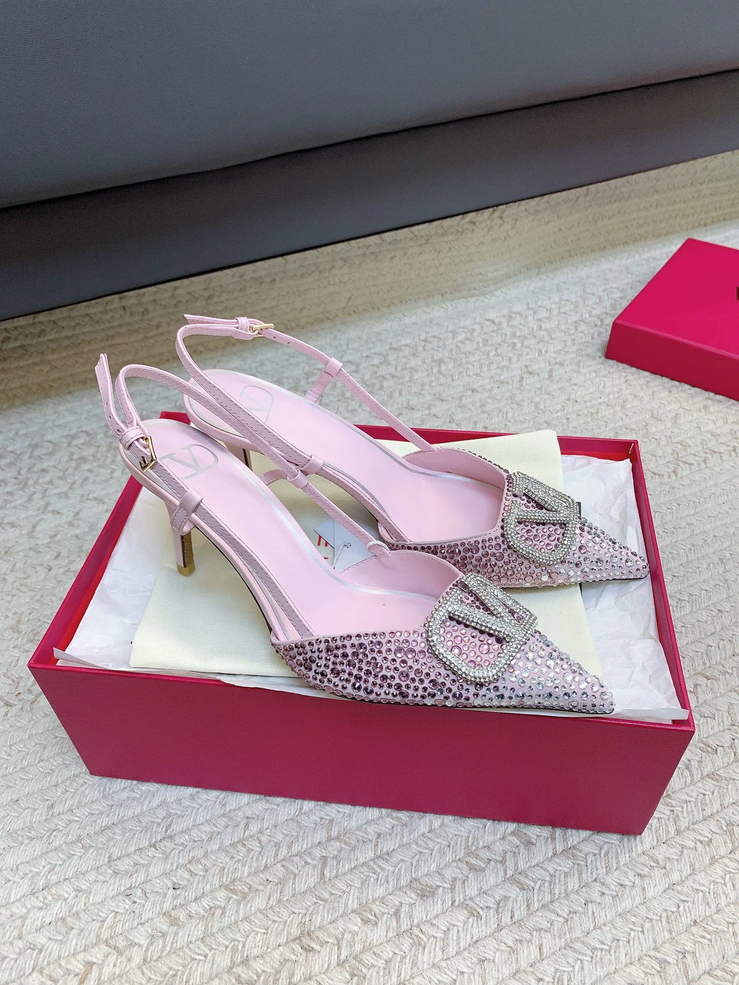 Босоножки Женские Valentino 19484612