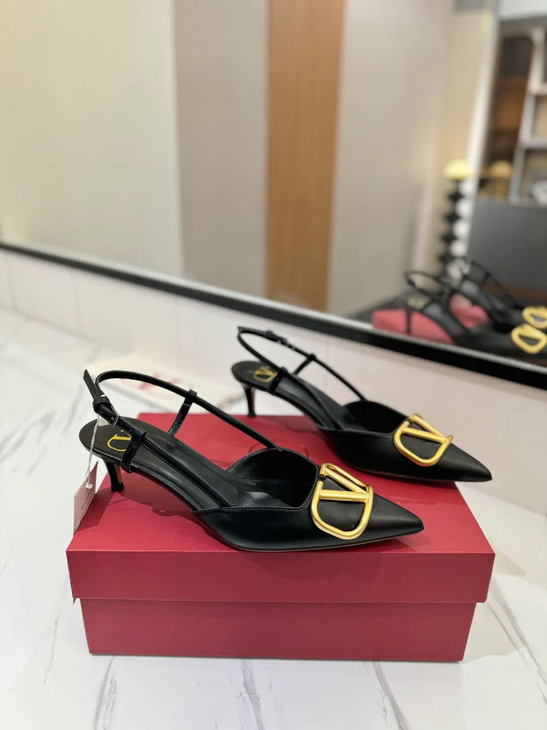 Босоножки Женские Valentino 11516246