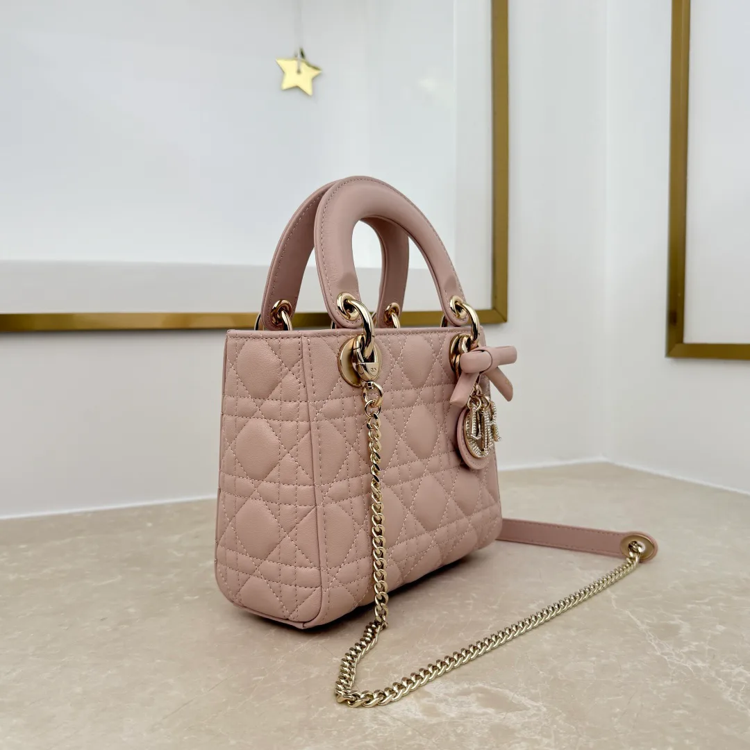 Классические Сумки Женские Christian Dior 18116218