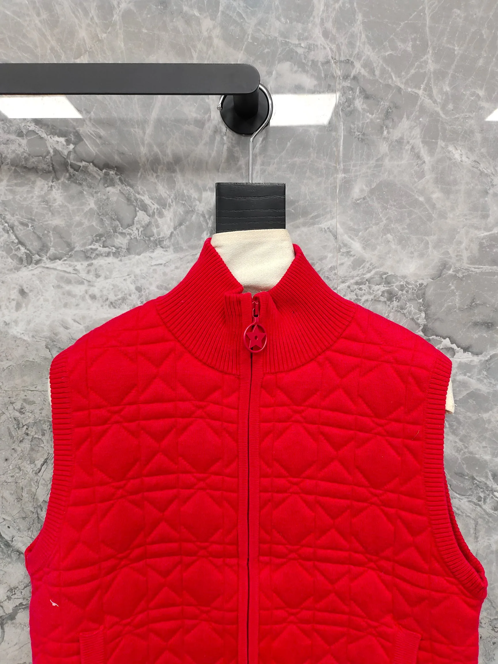 Жилеты Женские Christian Dior 17954008
