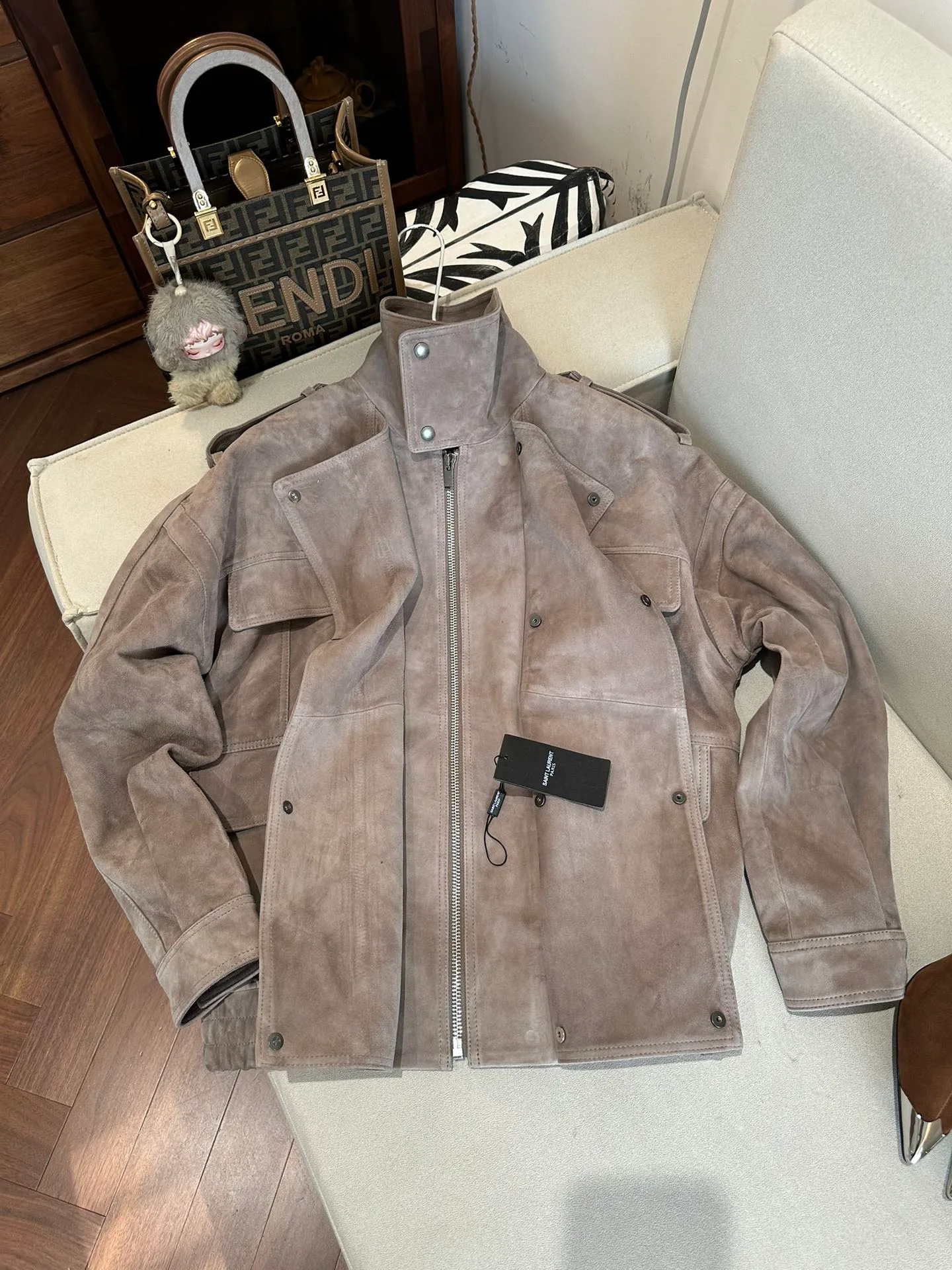 Куртки И Пуховики Женские Saint Laurent 989314