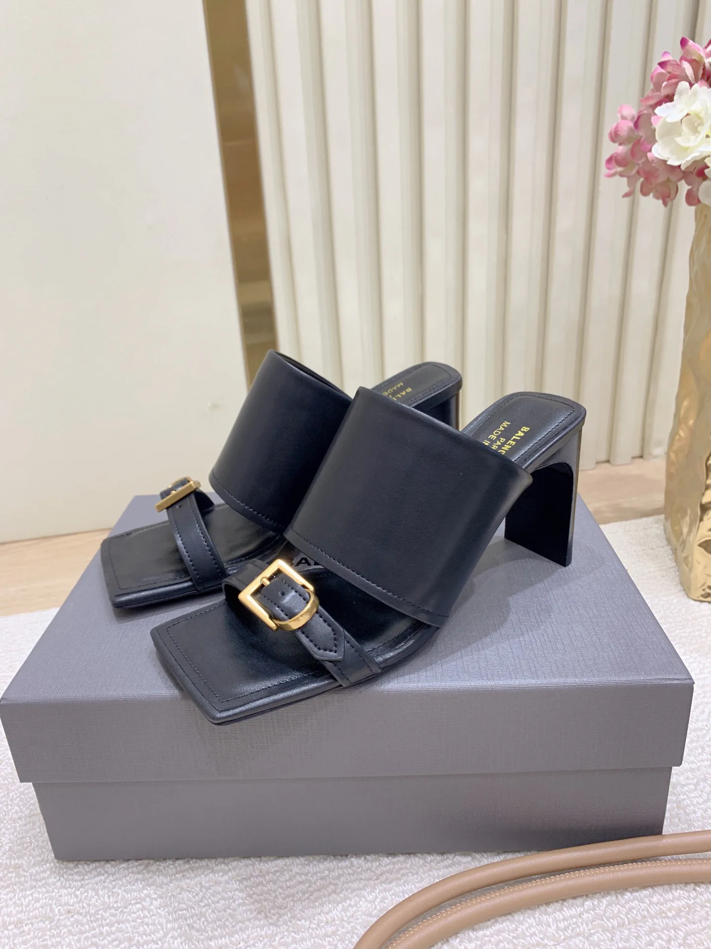 Босоножки Женские Balenciaga 1101751