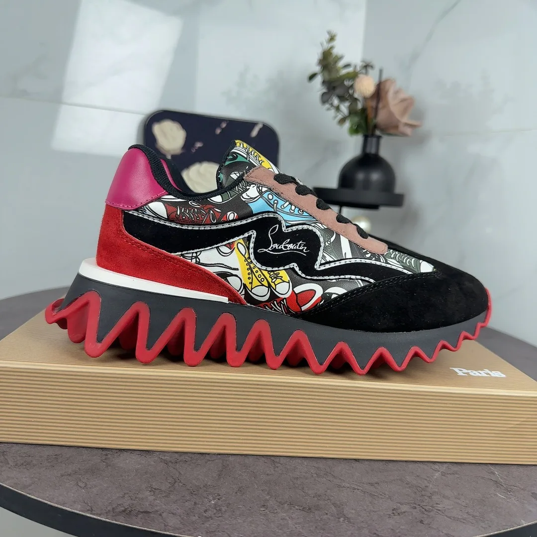 Кроссовки Женские Christian Louboutin 11072110
