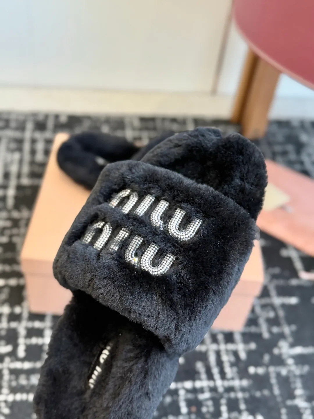 Тапочки Женские Miu Miu 18139573