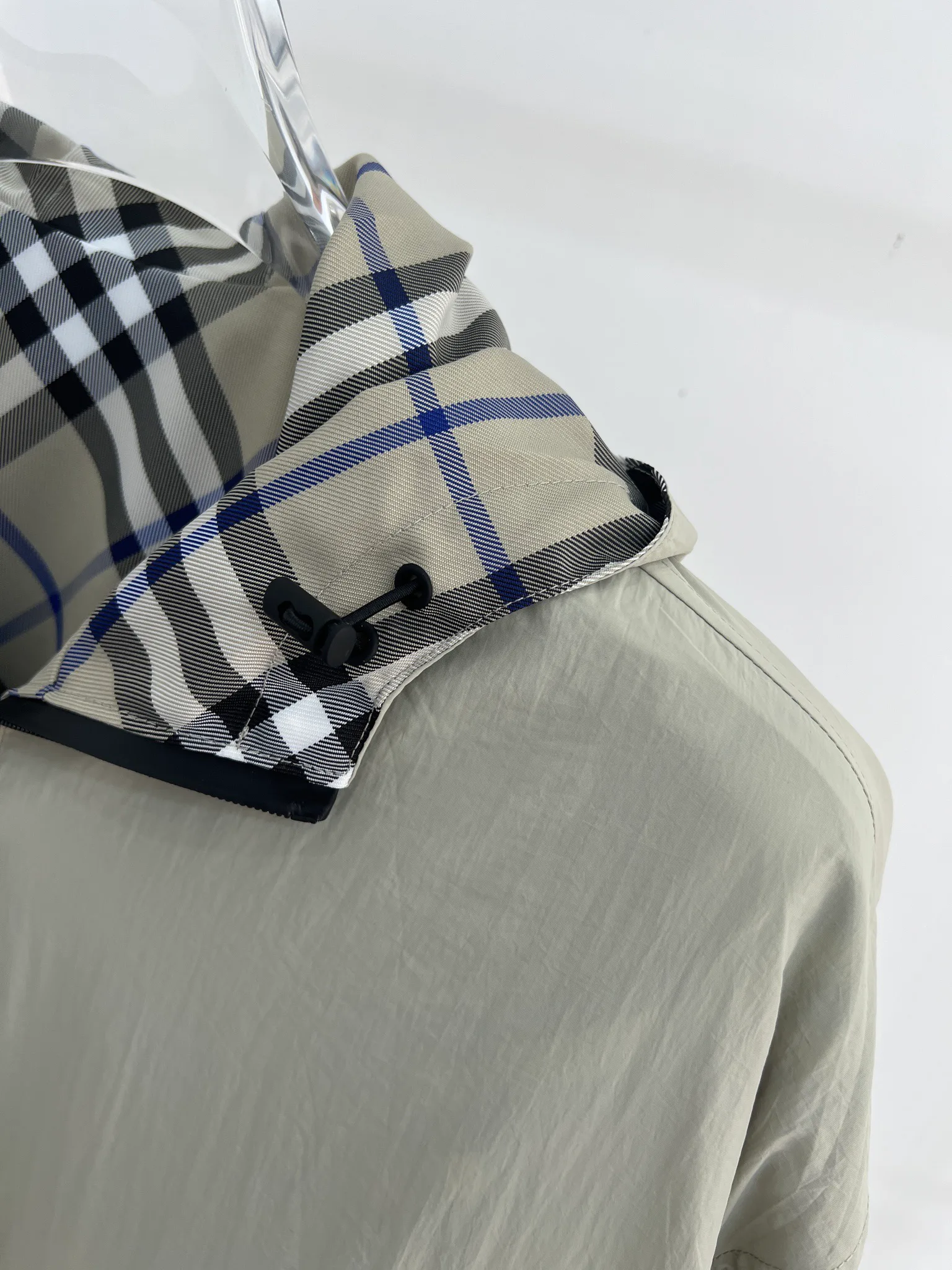 Куртки И Пуховики Женские Burberry 18415771