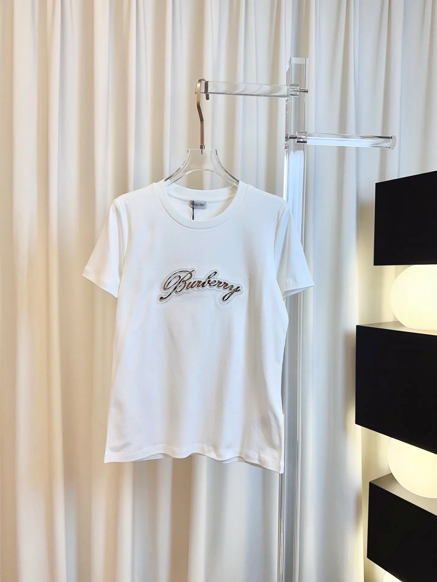 Футболки Женские Burberry 845060