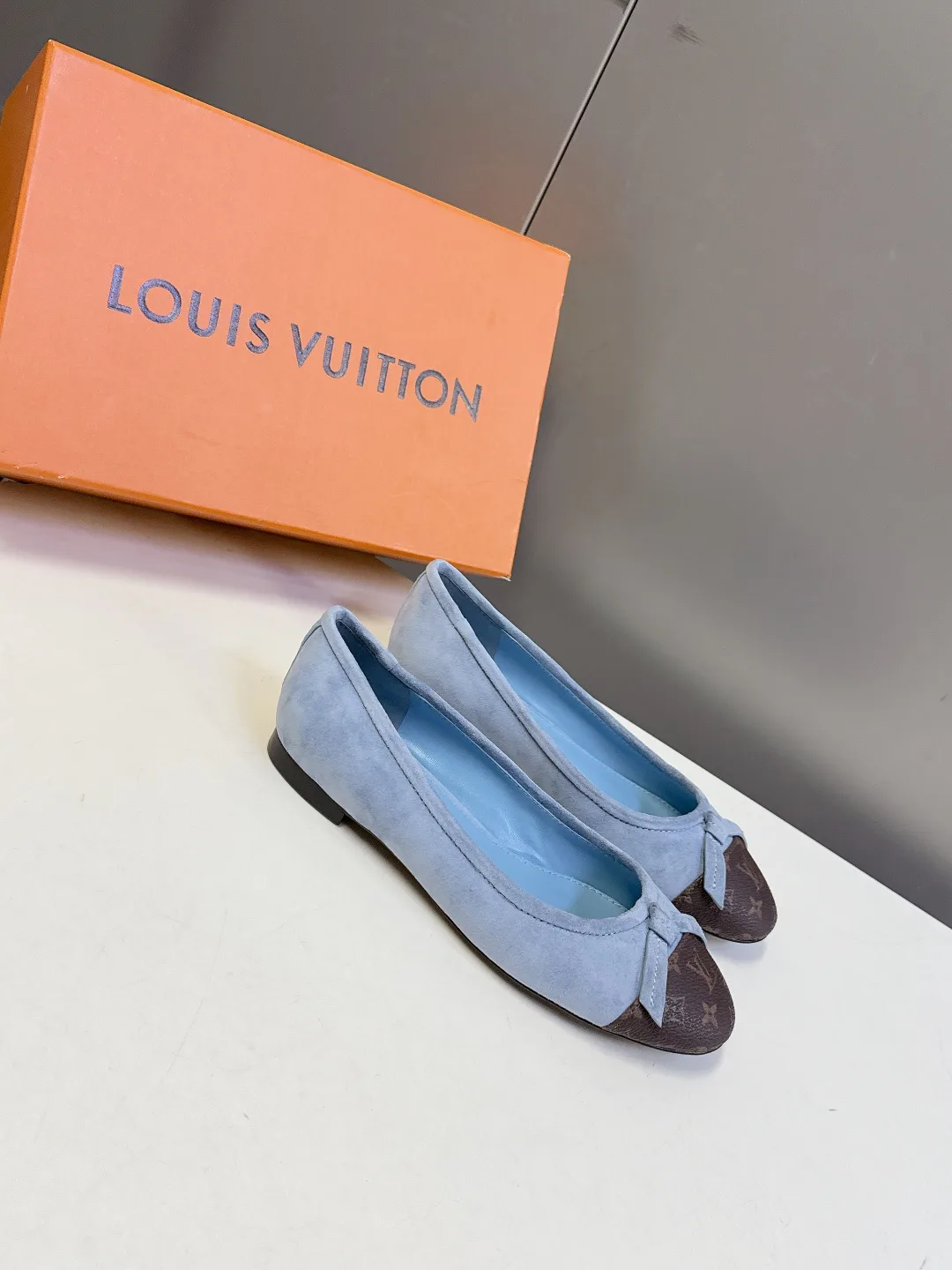 Туфли Женские Louis Vuitton 11449298
