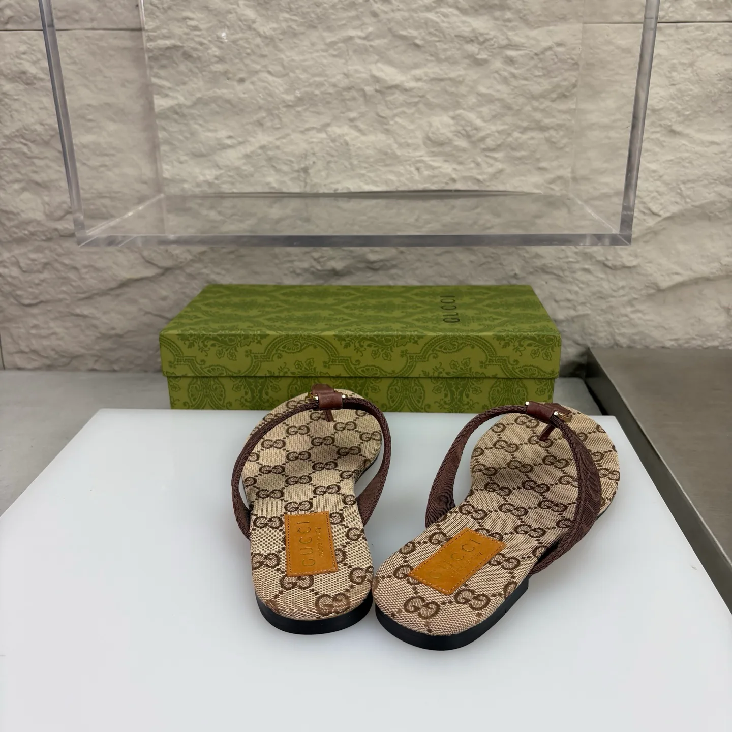 Шлепанцы Женские Gucci 18351546